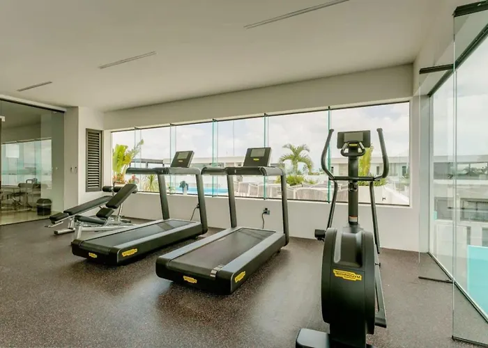 New Roof Pool With Gym And Wifi Near 5th Half Blk Kids Ok * Playa del Carmen