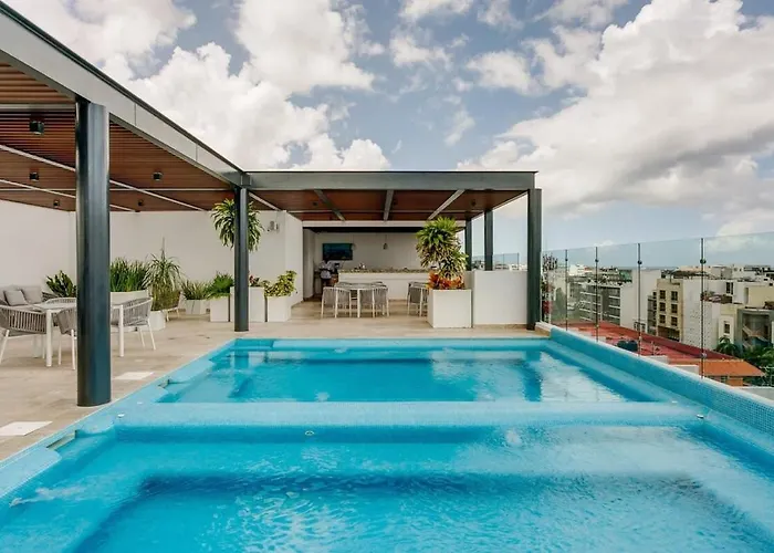 New Roof Pool With Gym And Wifi Near 5th Half Blk Kids Ok *